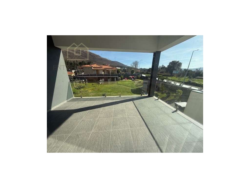 Moradia T4 com terreno | Jardim | Rio Douro - Rio Mau, Penafiel, pa...-9