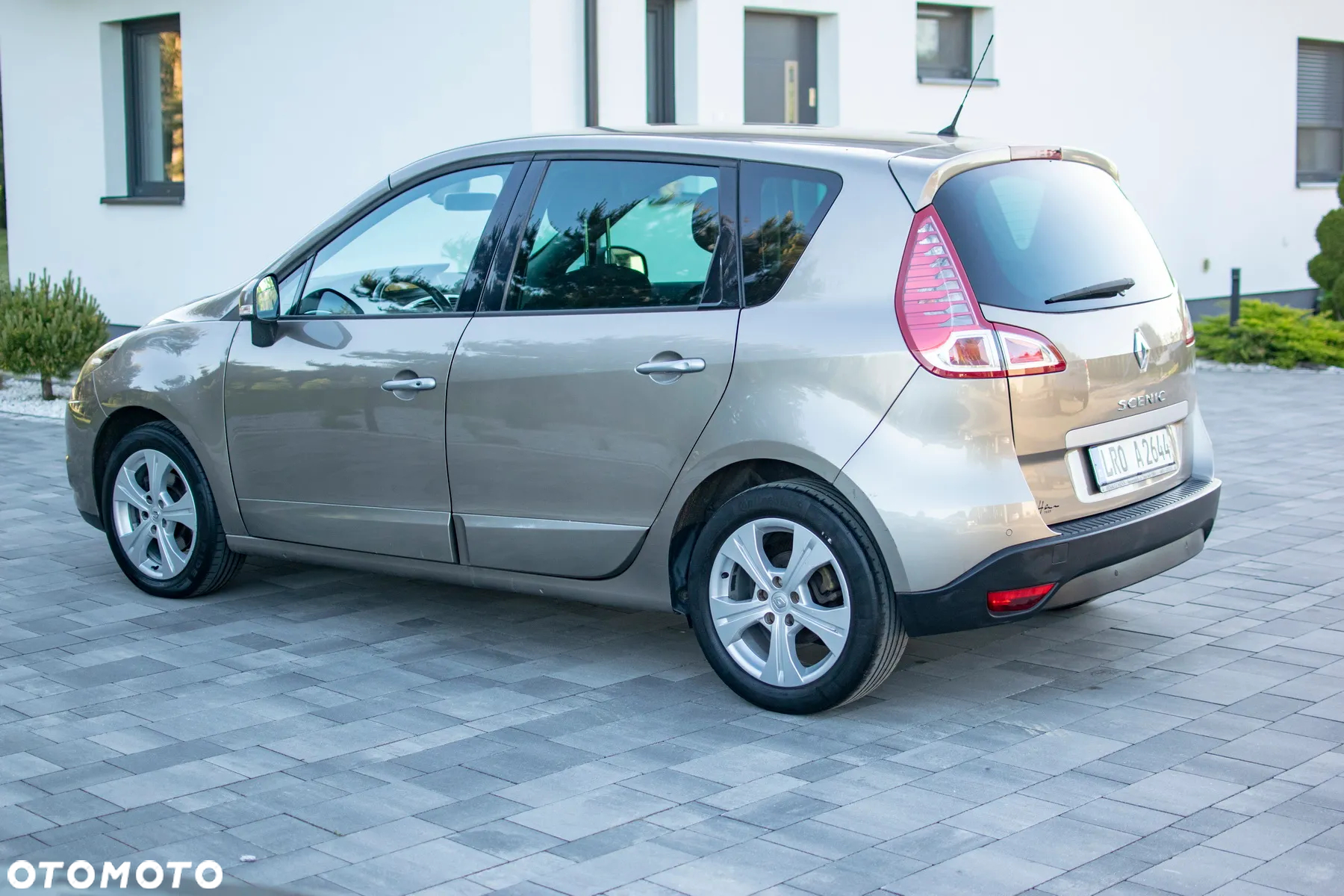 Renault Scenic - 23