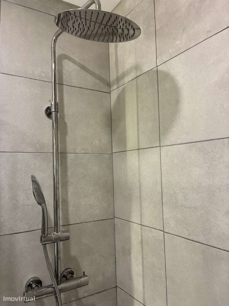 Apartamento T4 em Barreiro com Excelente Localização-40