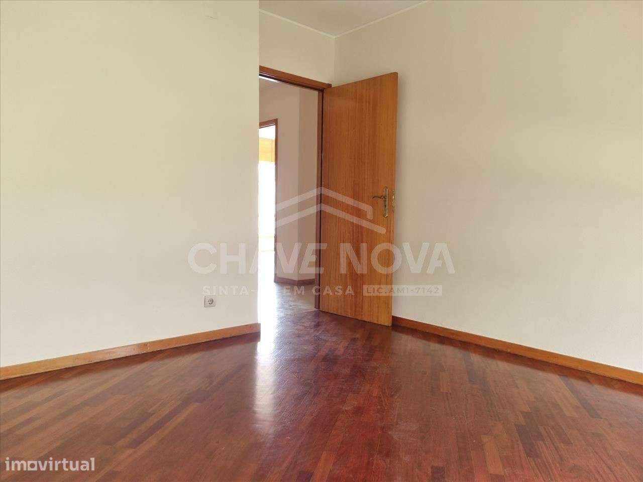 T3 c/ Lugar de Garagem e Arrumos em Rio Tinto - Grande imagem: 5/12