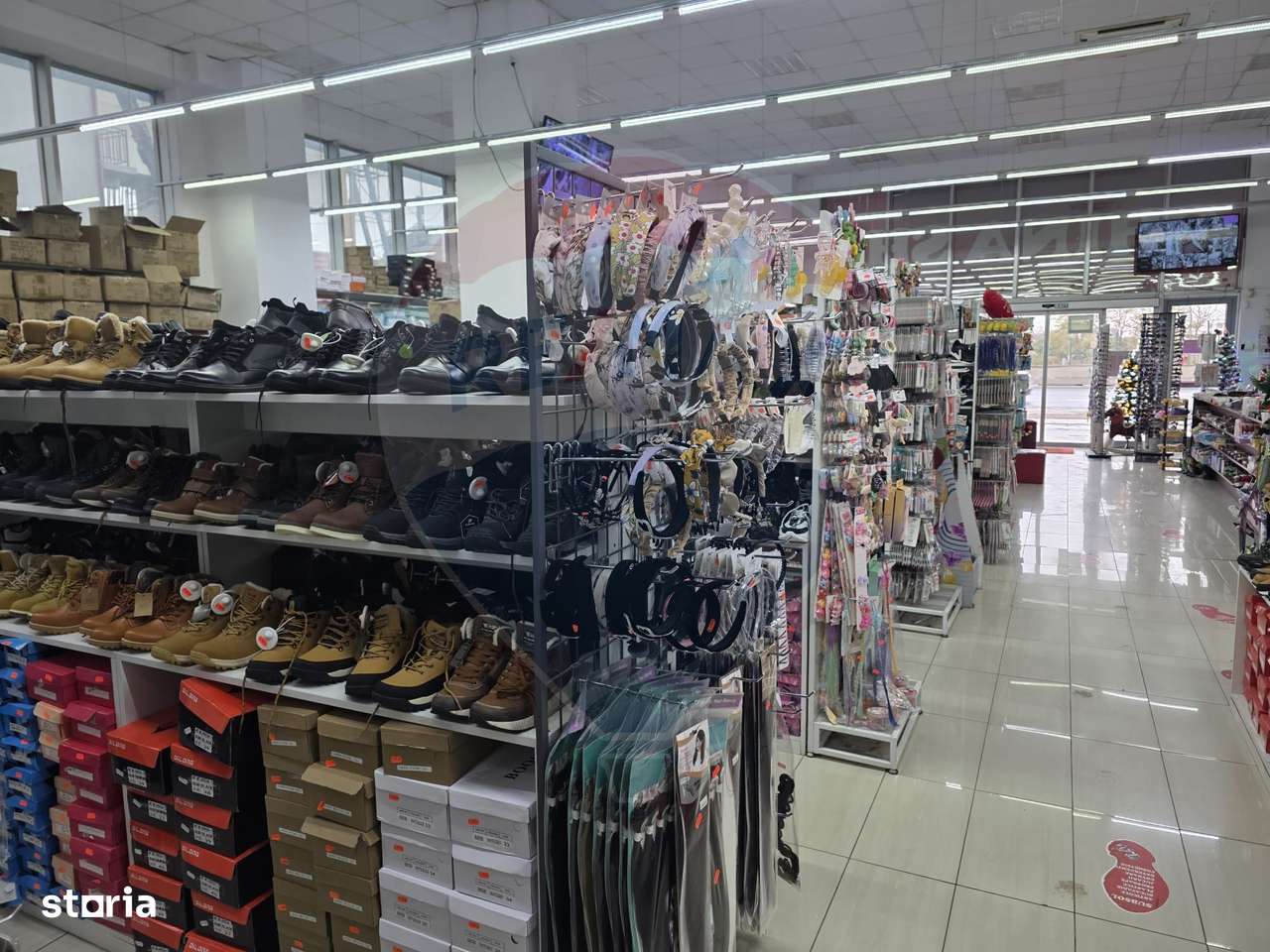 Vanzar spatii comerciale + birouri DN1 Otopeni stradal 2246 mp - Imagine principală: 4/16