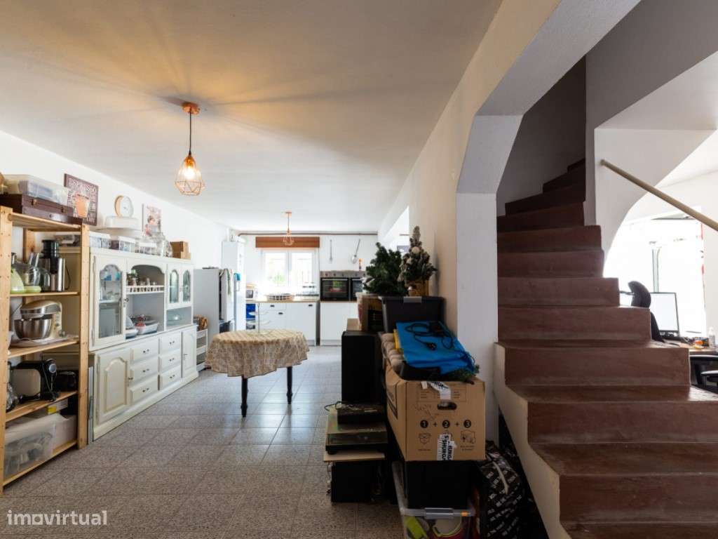 Moradia T4 individual em Vieira de Leiria-23