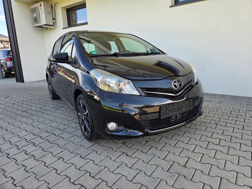Toyota Yaris III (2011-2019) 2012