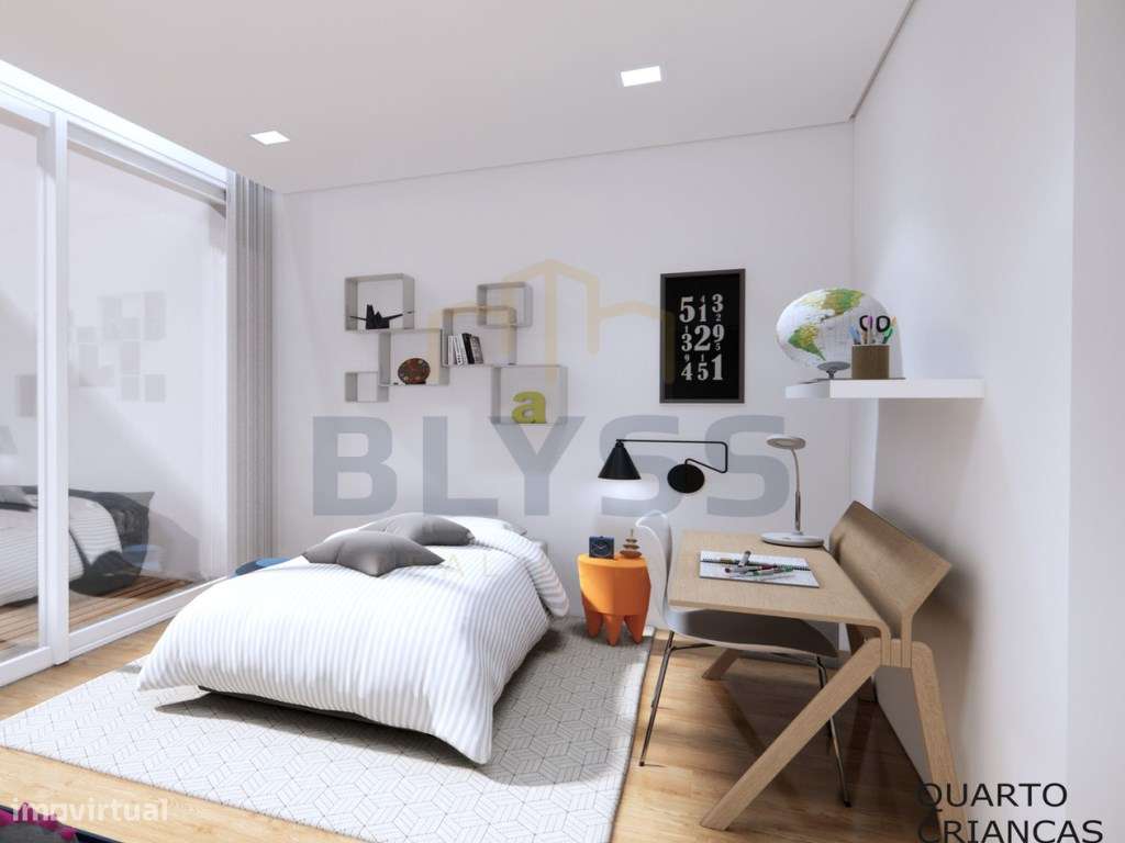 Moradia T5 Nova com Piscina em Loures-12