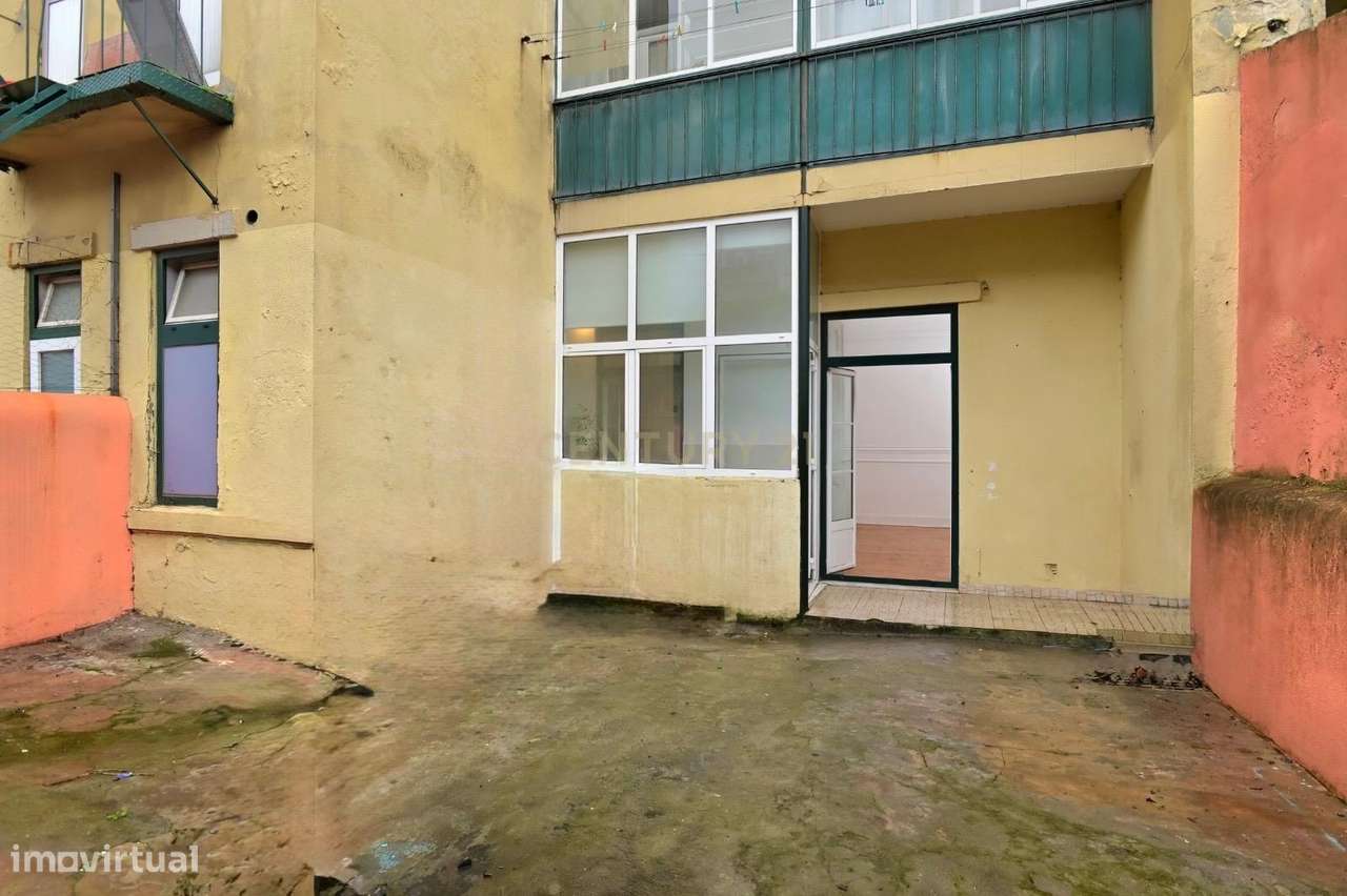 Apartamento T3 para Venda com 4 divisões em Lisboa na zona de Arroios-26