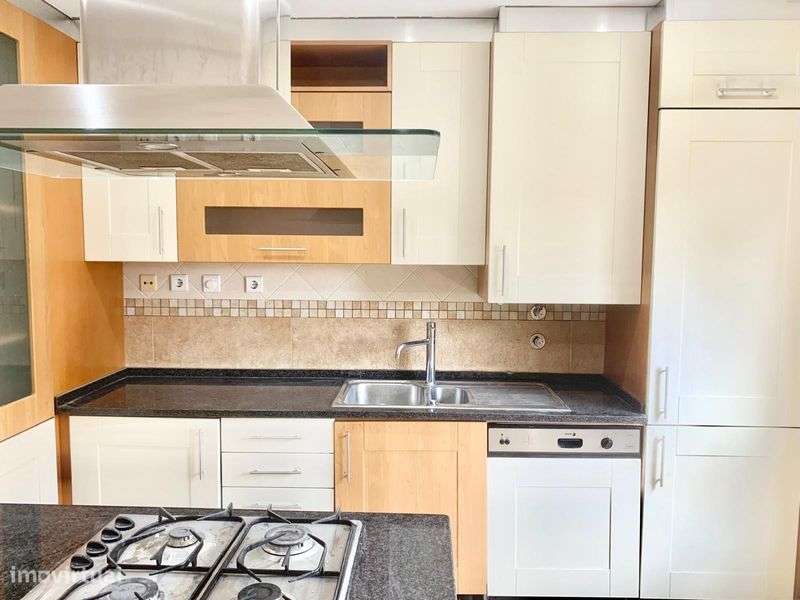 Magnífico Apartamento T3 renovado em Colinas do Cruzeiro, Odivelas. - Grande imagem: 3/12