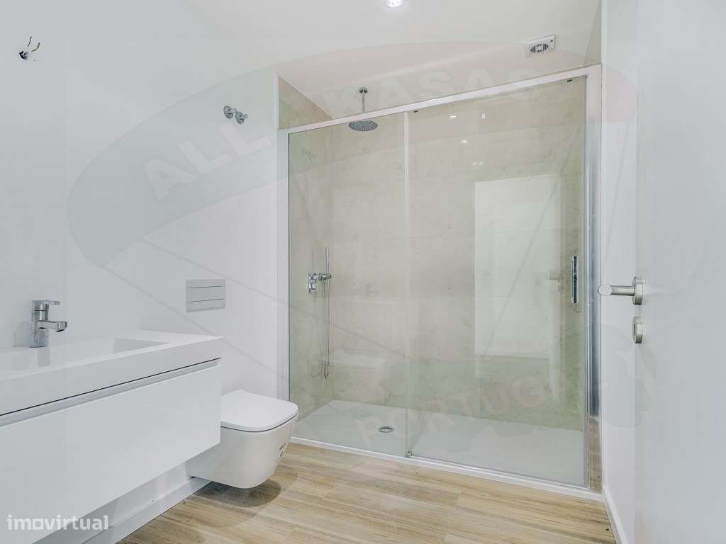 Moradia T3, a ESTREAR com Piscina em Famões, Odivelas: O seu Oásis!-36