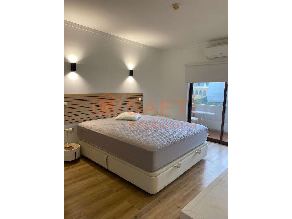 T0 De Alto padrao totalemente renovado- Arrendamento Anual Renovável - Grande imagem: 5/10