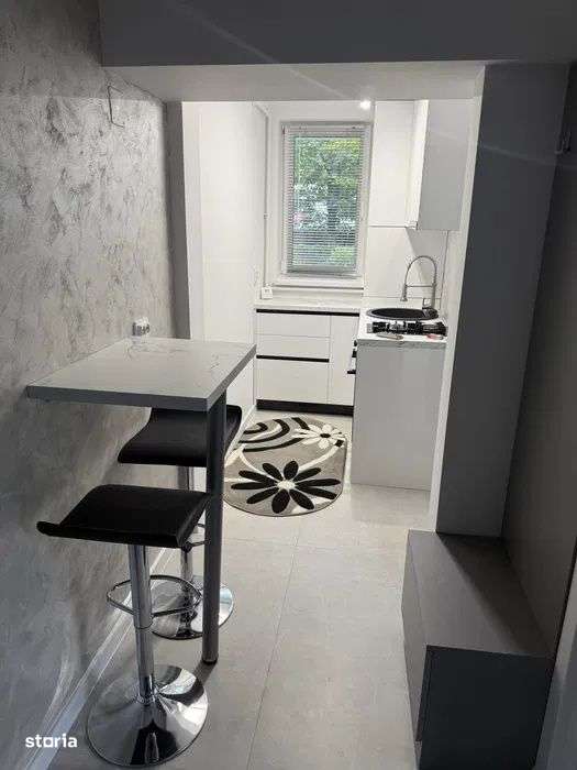 Apartament cu 2 camere decomandate,41mp, Zona Plopilor - Imagine principală: 4/8