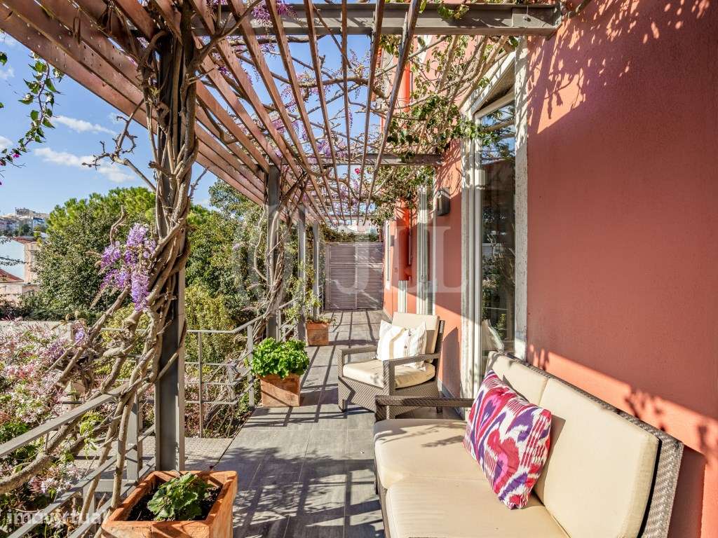 Apartamento T3+1, com jardim e piscina, no Príncipe Real - Grande imagem: 2/41