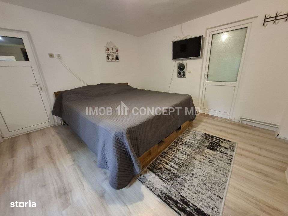 Vanzare Casa cu 3 camere si teren de 4000 mp in Soimari-Prahova-17