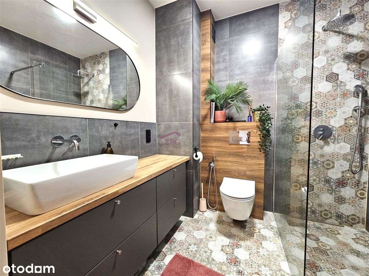 Dom na zamkniętym osiedlu – wyposażenie w cenie!-12