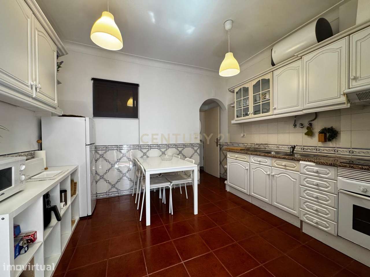 Oportunidade Única no Coração de Lisboa!  Apartamento Equipado e em Ex-5