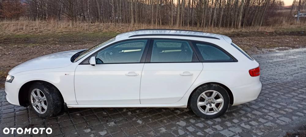 Audi A4 Avant 2.0 TDI DPF Ambition - 5