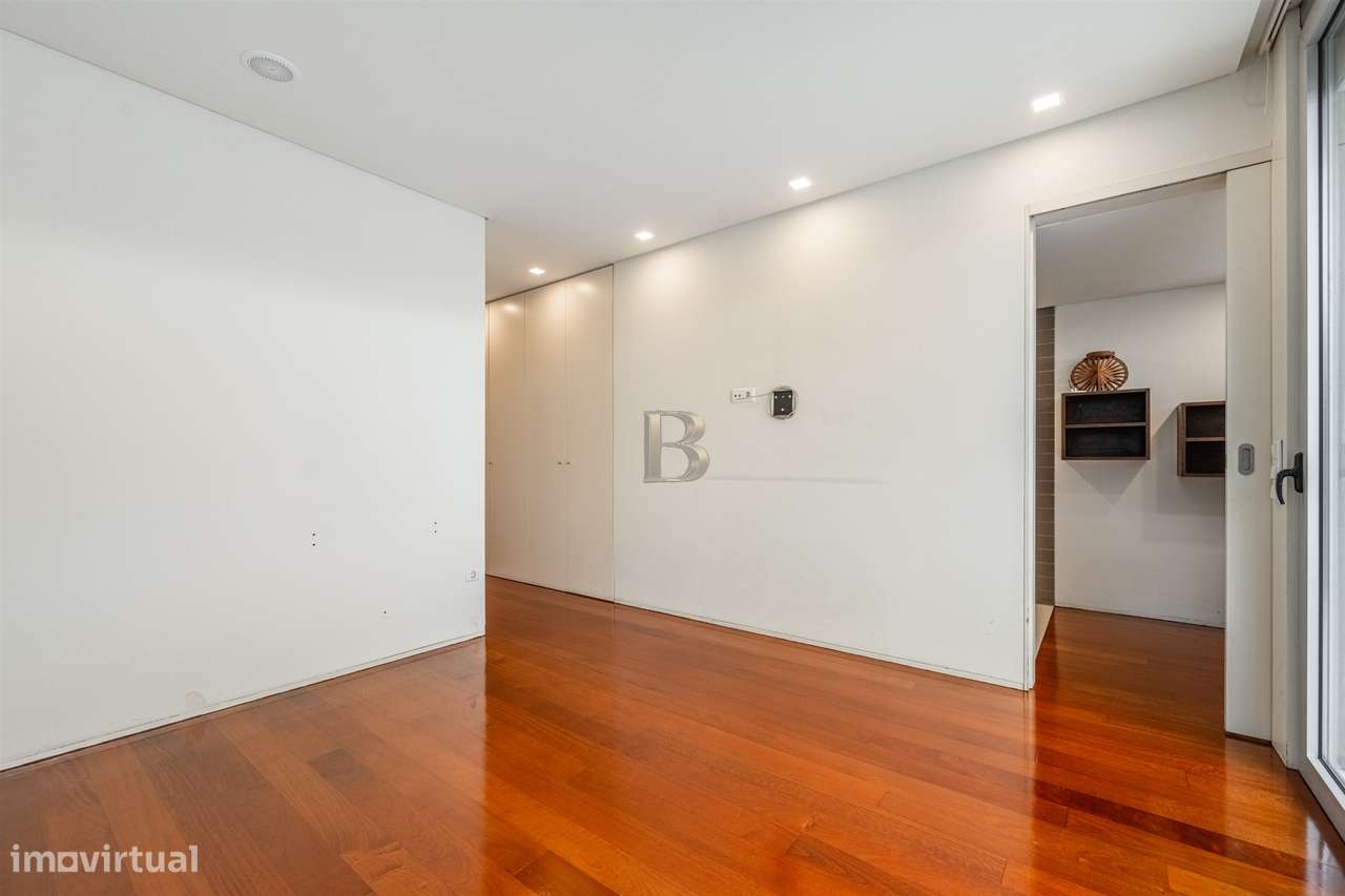 Moradia T4 Venda em Oliveira, São Paio e São Sebastião,Guimarães-32