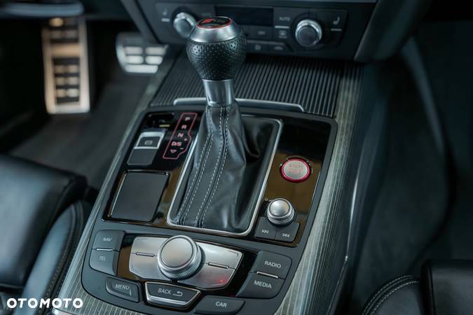 Audi RS7 4.0 TFSI Quattro Tiptronic - 33