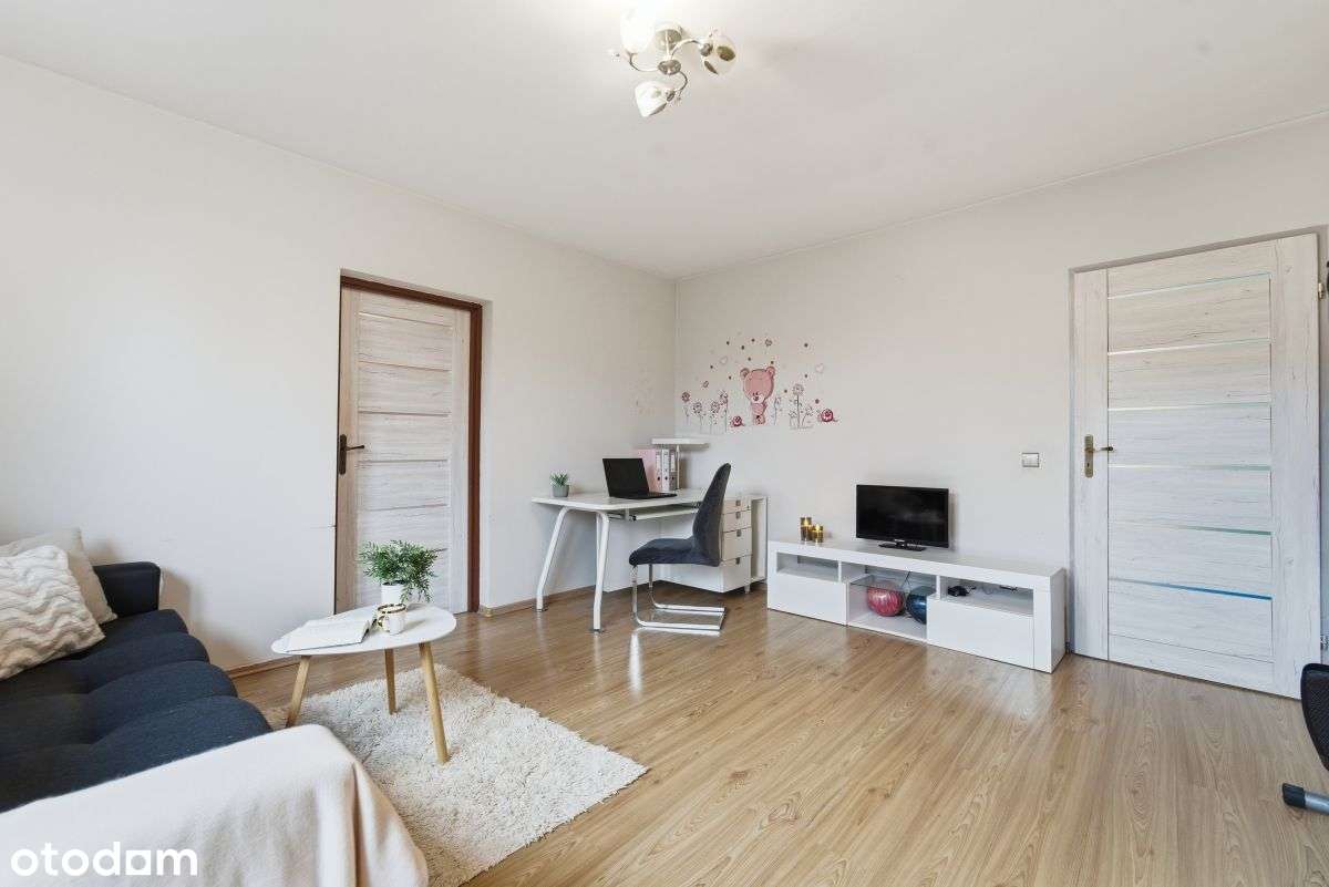 Przestronne mieszkanie w Rudzie Śląskiej.-6