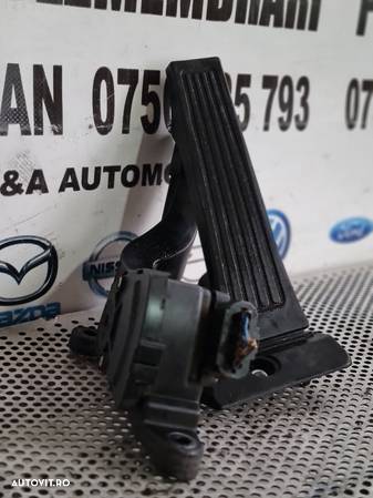 Pedala Acceleratie Hyundai IX35 An 2009-2010-2011-2012-2013-2014-2015 Volan Stanga Cod 0549A-2S100 Dezmembrez Hyundai IX35 2.0 Benzina 2x4 Cod Motor G4KD An 2009-2010-2011-2012-2013-2014-2015 Volan Stanga - 2