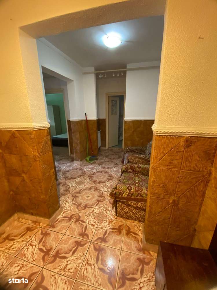 2 DECOMANDATE foarte spatios cu centrala si termopan zona Narcisa-10