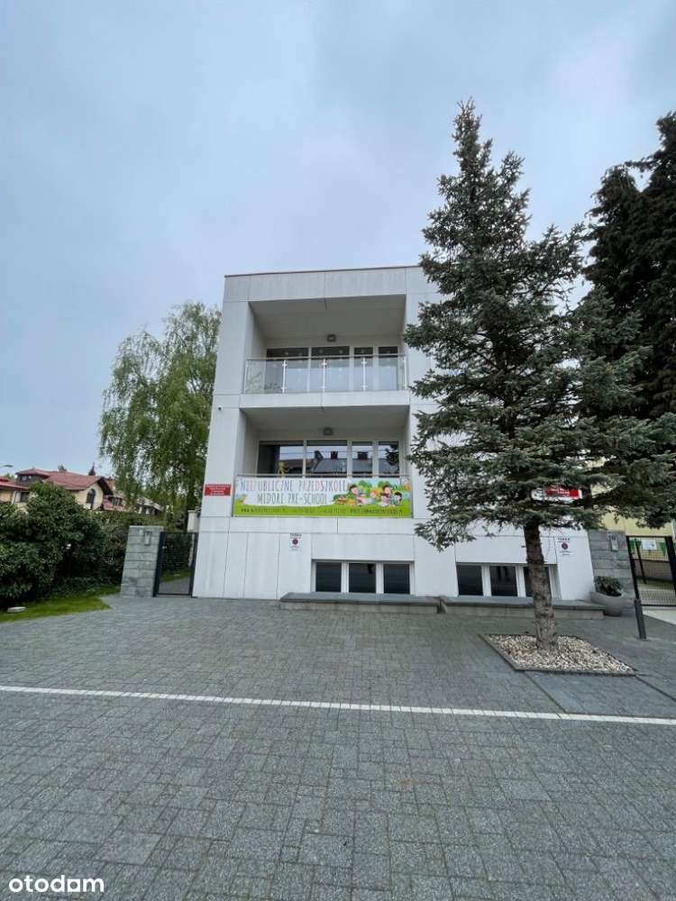 Atrakcyjna działka z budynkiem usługowo mieszkaniowym-6