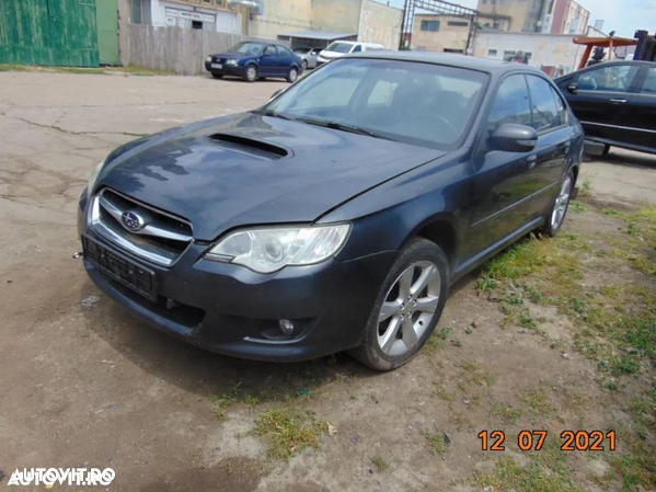 Bara fata Subaru legacy 2003-2009 spoiler bara fata completa dezmembrez - 2