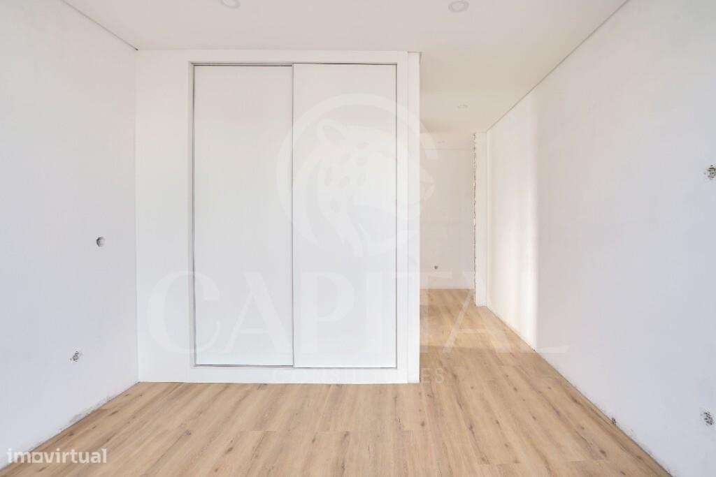 Moradia V3 Isolada com Piscina – Nova – Abrunheira-45