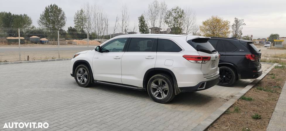 Toyota Highlander - 11