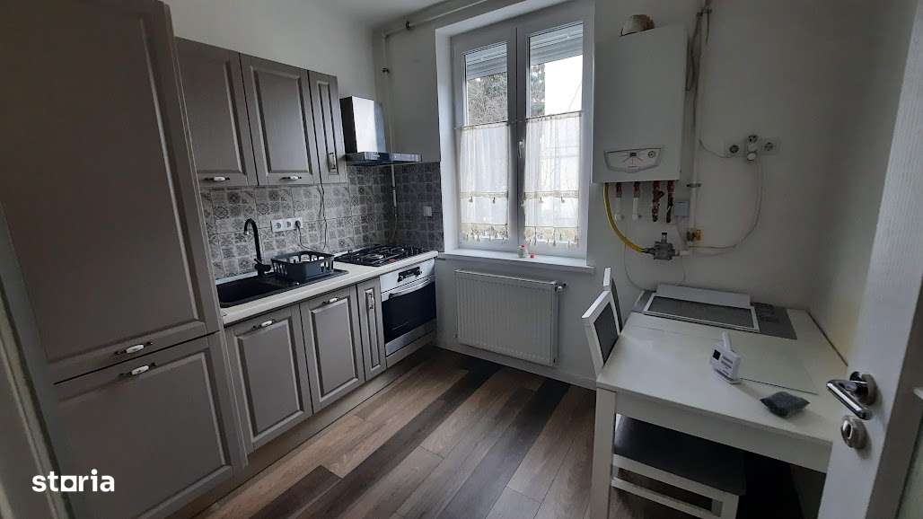 Str. G. Cosbuc (zona bd. Unirii) – ap. 2 camere, decomandat, finisat-1