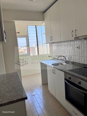 Apartamento T3 com Varanda e vistas desafogadas | Santa Luzia | Par...-4