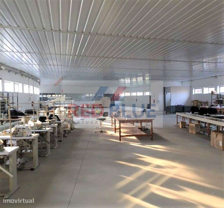 ARMAZÉM INDUSTRIAL, ENORMES ÁREAS, RONFE, GUIMARÃES - Grande imagem: 5/10