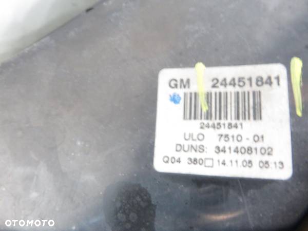 LAMPA LEWA TYLNA OPEL ZAFIRA B 24451841 - 3