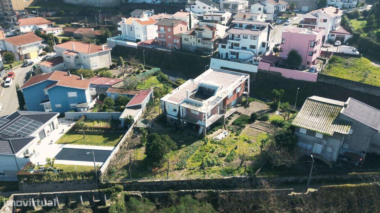 ✨ Oportunidade Única no Centro de Penafiel ✨-19