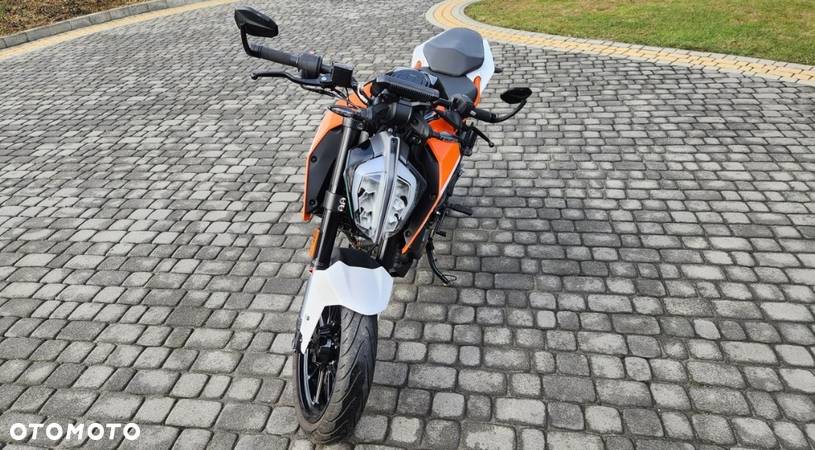 KTM Duke - 10