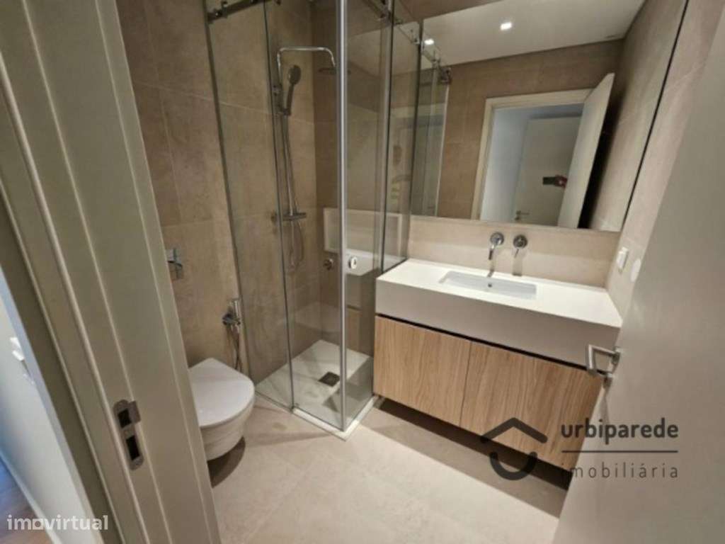 Apartamento T3 no condomínio Monview Miraflores-15