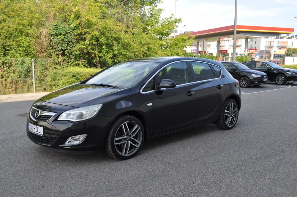 Opel Astra J (2009-2019) 1.6 ENERGY 2010