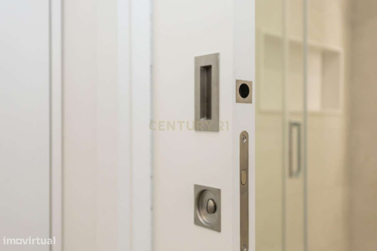 T3 de Luxo | 2.º Andar Direito | Varanda em L | Quinta do Desembargado-17