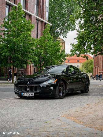 Maserati GranTurismo S - 5