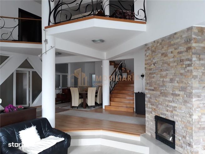 Casa de vanzare, zona Branduselor-4