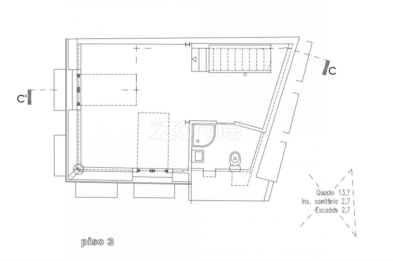 Prédio com 4 apartamentos e uma loja em Santa Catarina - Lisboa-41
