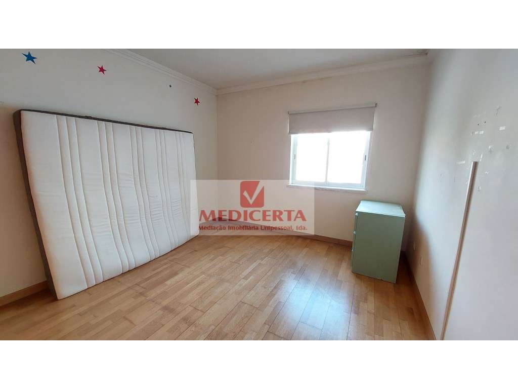 Beloura -T3 - condomínio com piscina-23