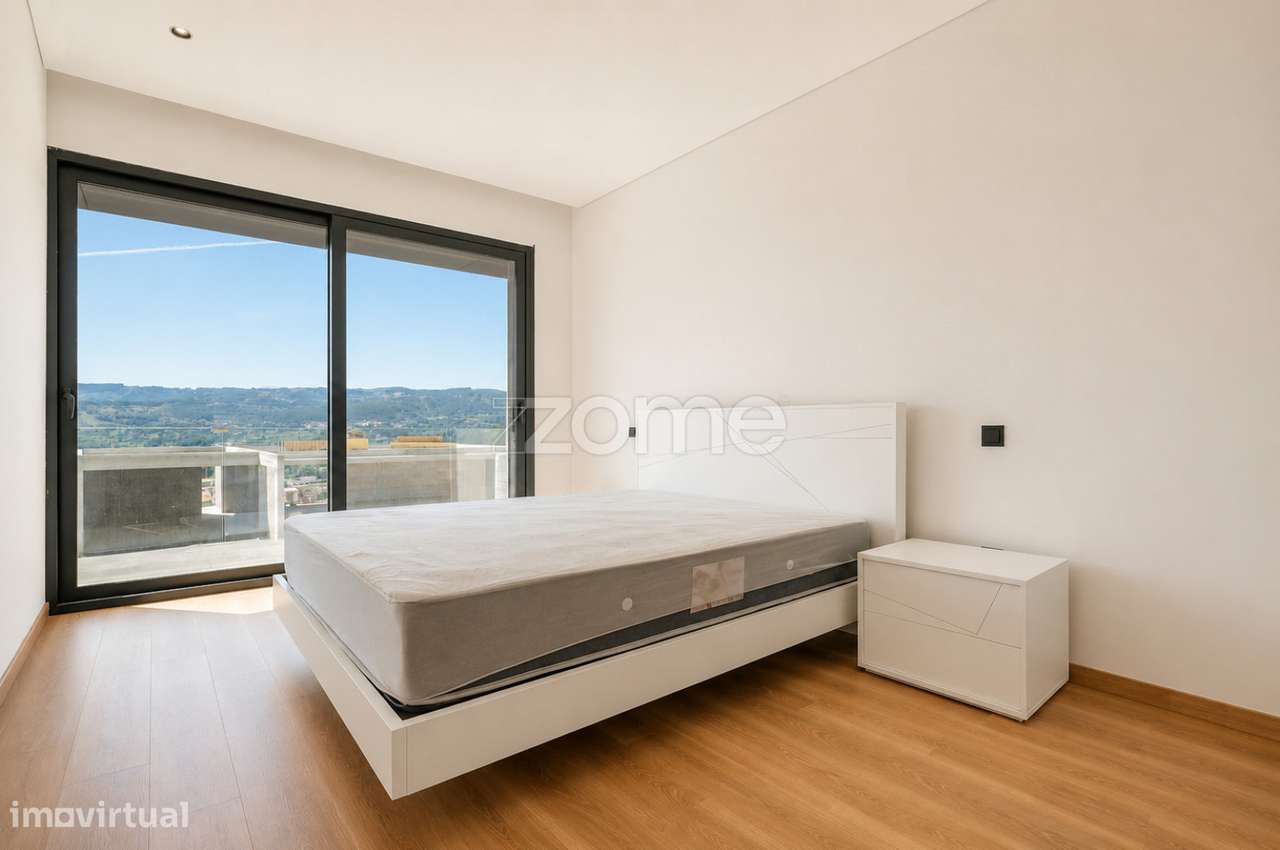 Moradia de luxo T5 Amares-12
