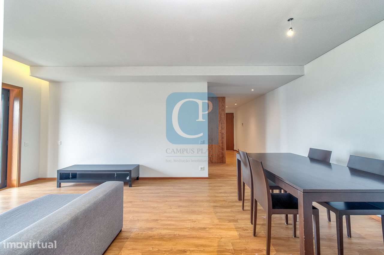 Apartamento T2, no Asprela Domus I, em frente ao Hospital S. João - Grande imagem: 3/28