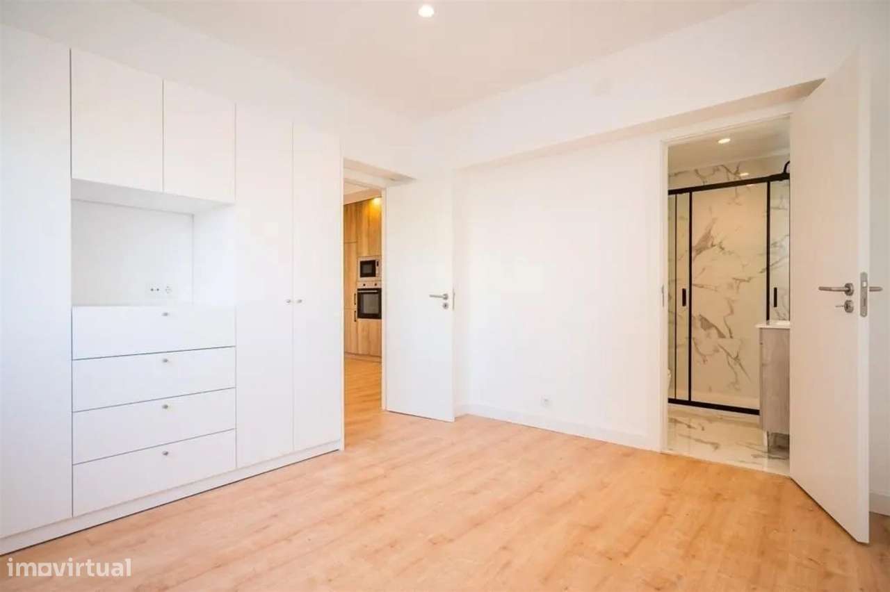 Apartamento T1 Venda em Massamá e Monte Abraão,Sintra-15