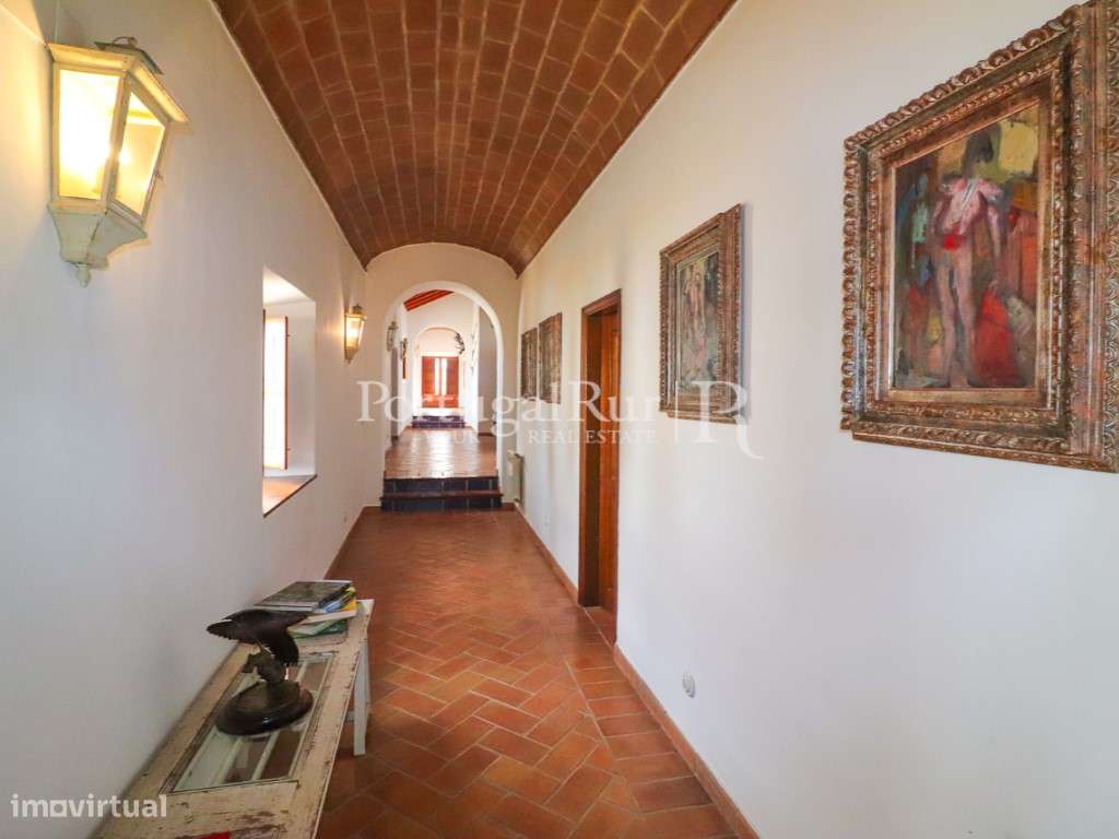 Herdade de Caça Maior com 1000 Hectares + 4 Apartamentos + Anexos-19
