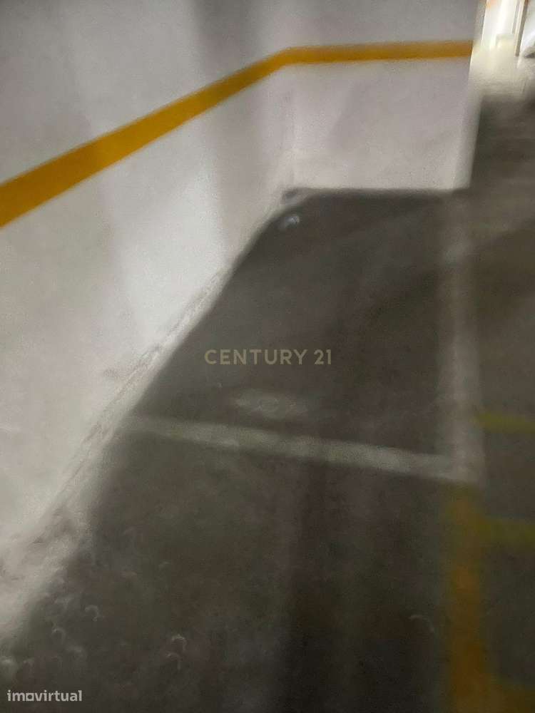 Estacionamento, lugar de garagem no Condominio de São Domingos, Évora - Grande imagem: 5/6