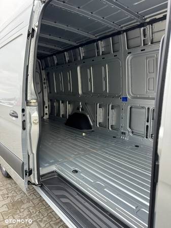 Mercedes-Benz Sprinter 319 CDI - 27