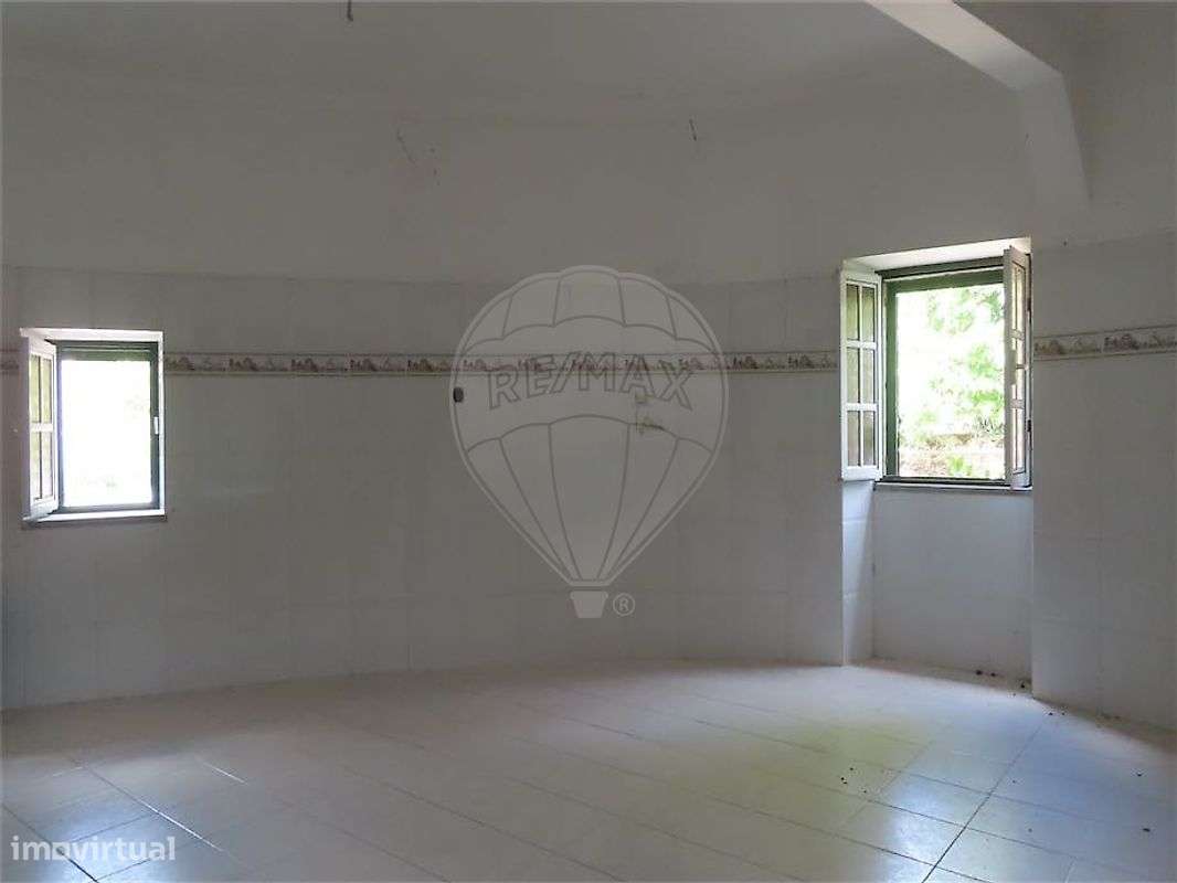 Moradia T4 para venda-26