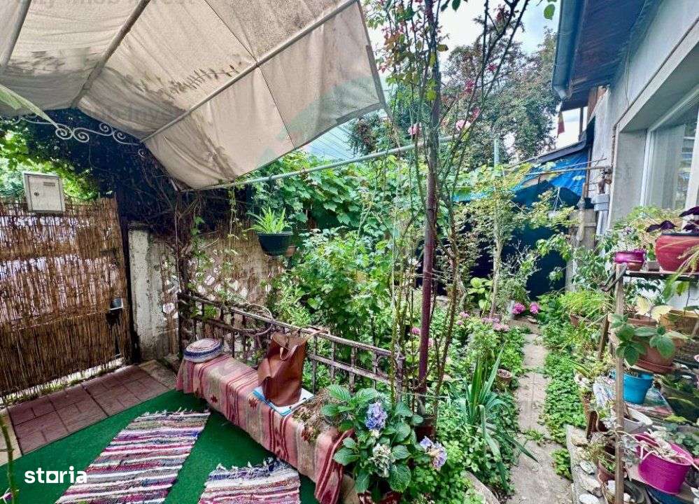 Casa singura la curte  - 7 minute de metrou - Imagine principală: 4/14