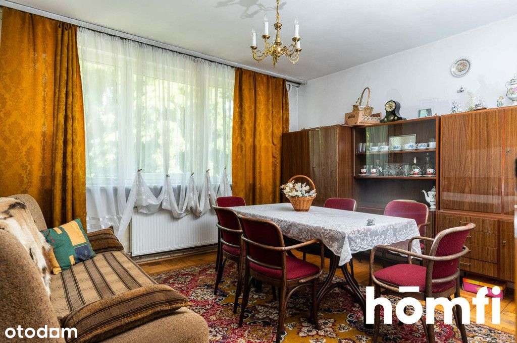 Przestronny dom z potencjałem w spokojnej okolicy - Pełny obrazek: 4/14