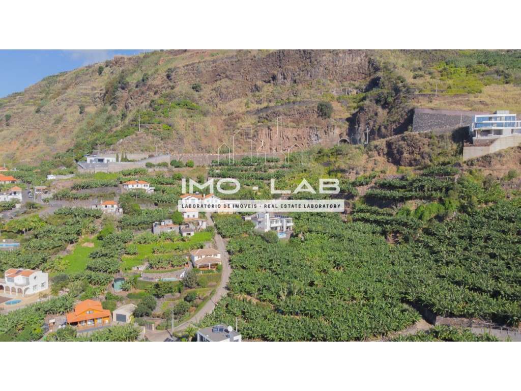 Terreno com 2295m2 - Arco da Calheta - Vista Mar - Grande imagem: 5/10